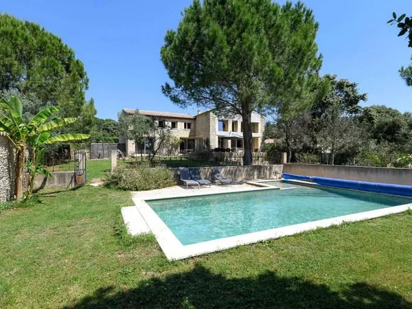 Maison 6 pièces 146 m²