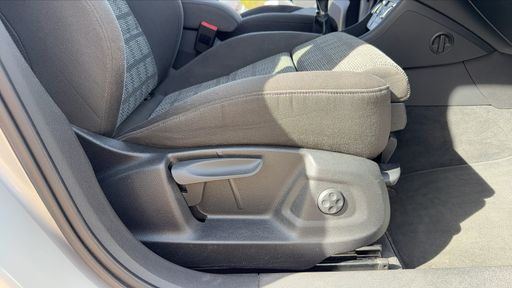 Audi Q3 2.0 TDI 140 Quattro - Ambition Luxe – 2013 – 143355 km – Diesel – Boîte Manuelle — photo 4
