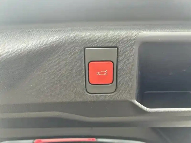 Peugeot 5008 gt hybrid 145ch e-dcs6 — photo 21