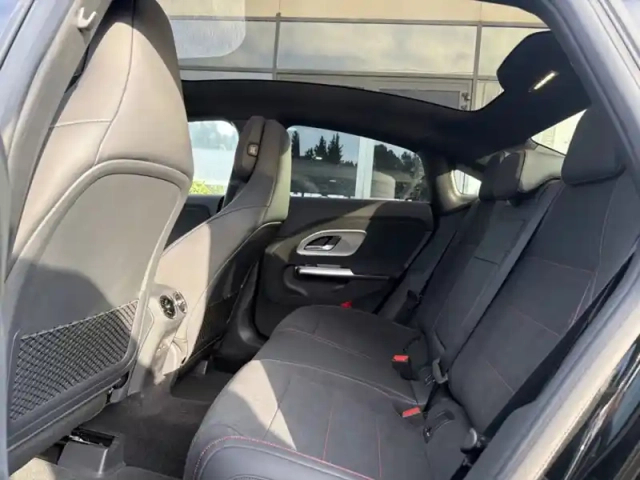 Mercedes Cla 200 amg line — photo 19