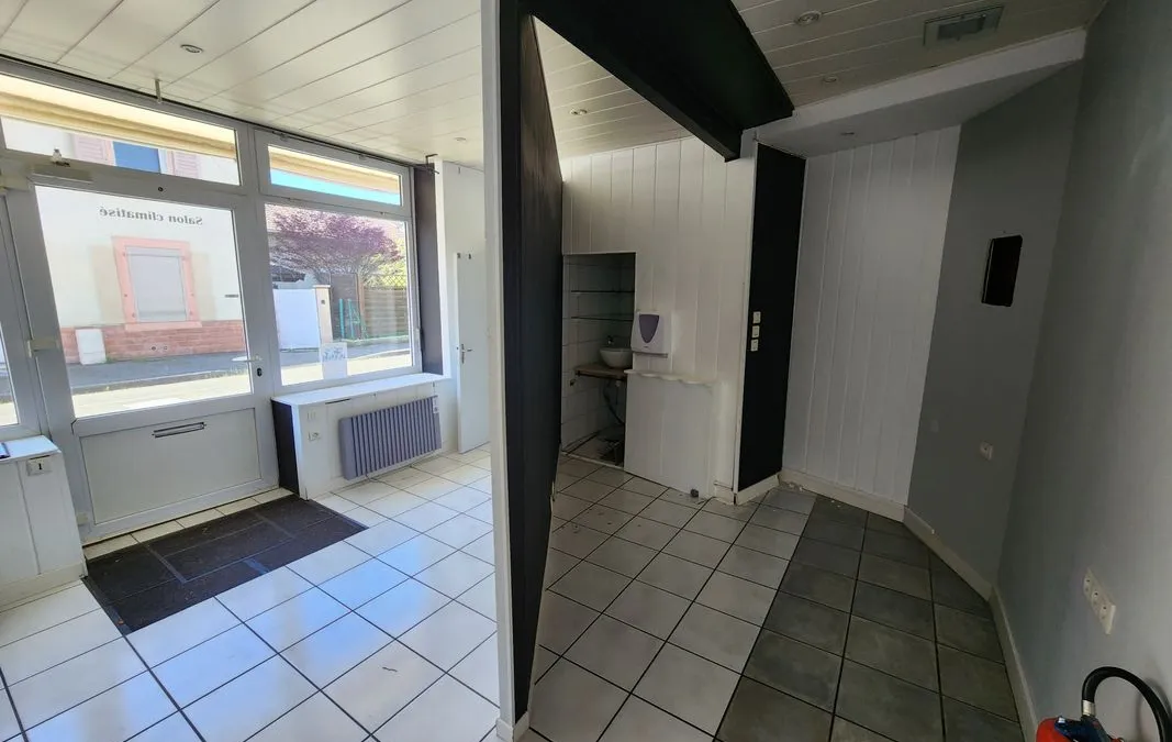 Photo 1