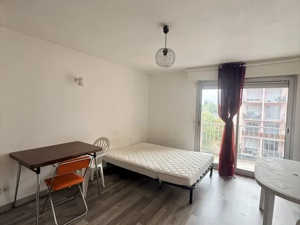 Studio 1 pièce 25 m²