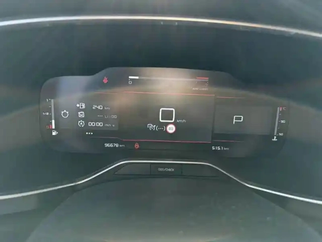 Citroën C5 Aircross bluehdi 130 s&amp;s eat8 — photo 10