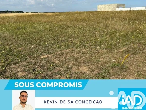 Terrain 2837 m²