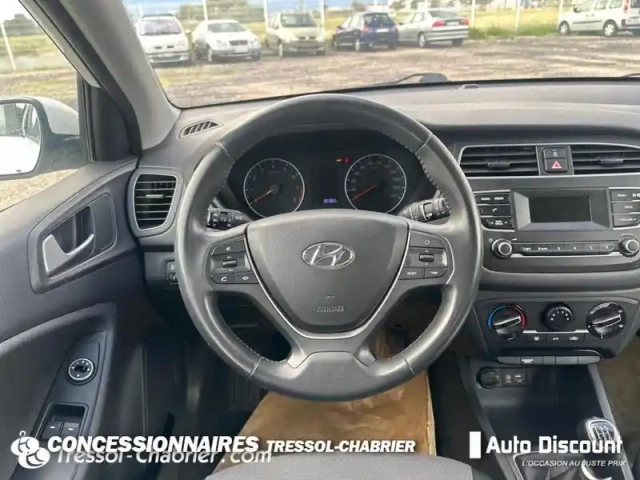 Hyundai I20 1.2 79 initia — photo 12