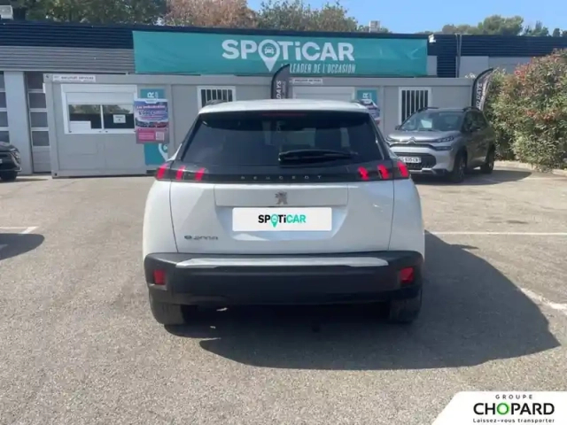 Peugeot 2008 electrique 136 ch — photo 5