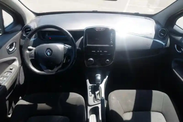 Renault Zoé zoe r110 — photo 9
