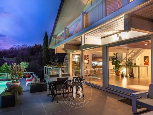 Villa 5 pièces 155 m²