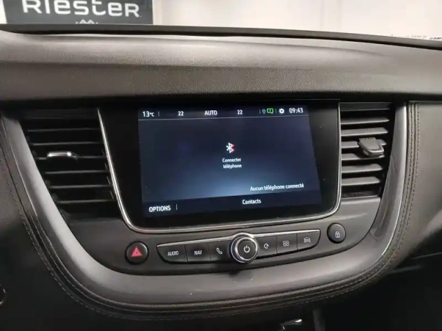 Opel Grandland X hybrid 225 ch bva8 — photo 14