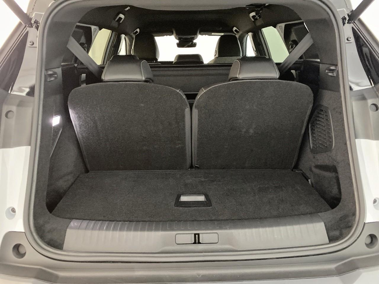 Peugeot 5008 hybrid 145 ch e-dcs6 gt — photo 6