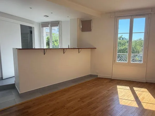 Studio 1 pièce 24 m²