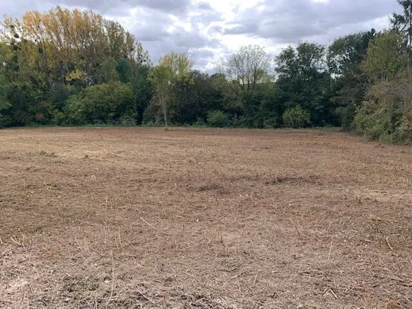 EPERNON SORTIE - TERRAIN A BÂTIR 1.573 M2