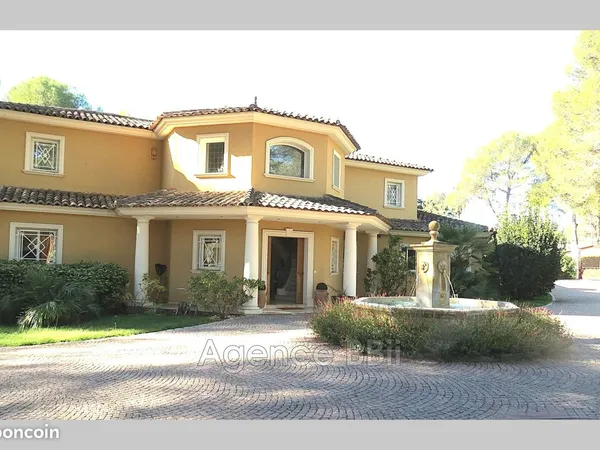 Villa 500 m² Mougins