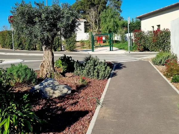Terrain en lotissement 652 m²