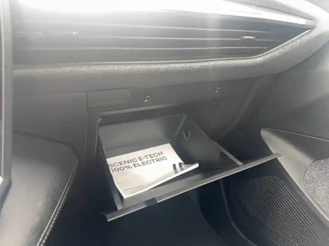 Renault Scenic e-tech électrique 220 ch grande autonomie — photo 19