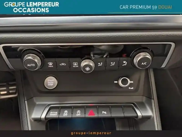 Audi Q3 35 tdi 150ch s line s tronic 7 — photo 18