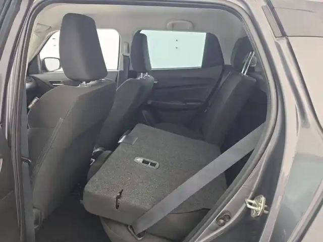 Suzuki Swift 1.0 boosterjet auto — photo 50