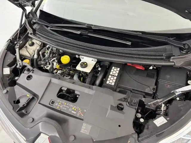 Renault Scenic blue dci 150 — photo 36