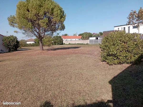 Terrain constructible 1500 m²