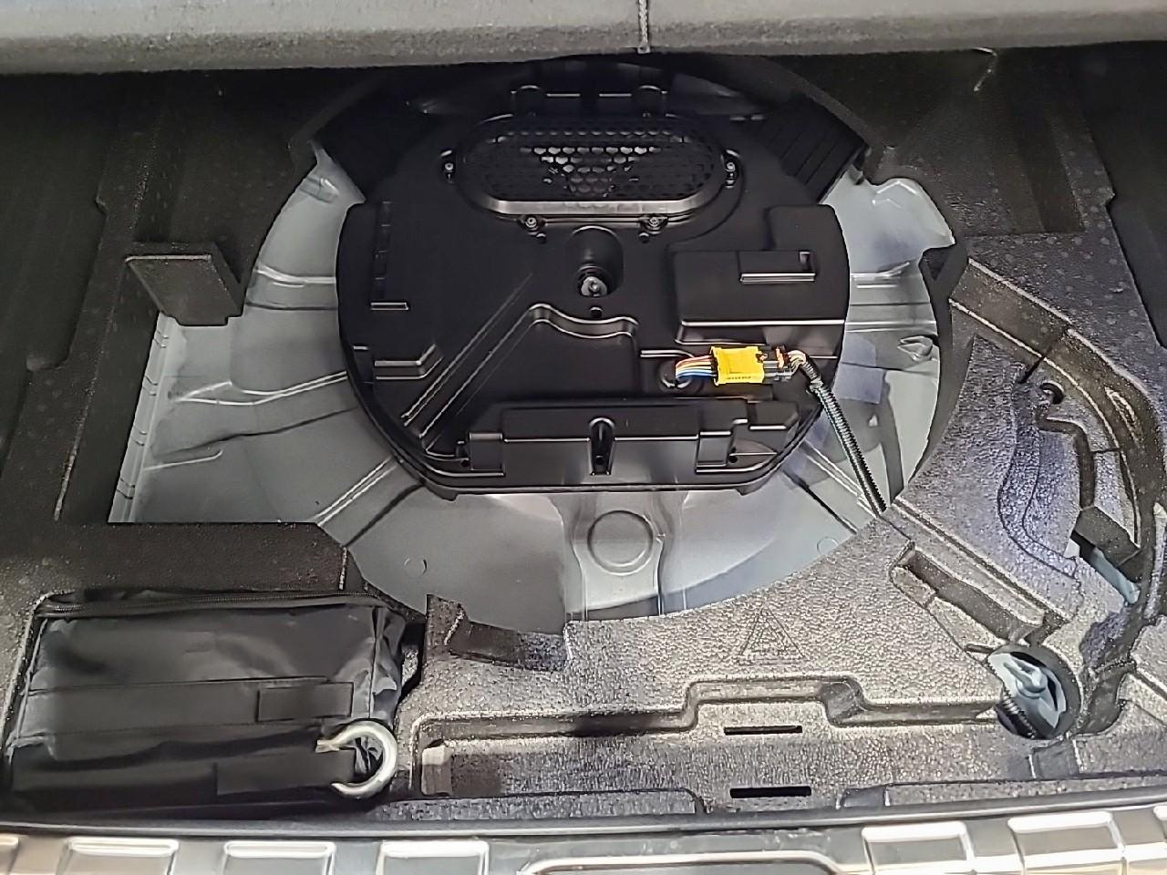Peugeot 408 hybrid 136 e-dcs6 gt — photo 23