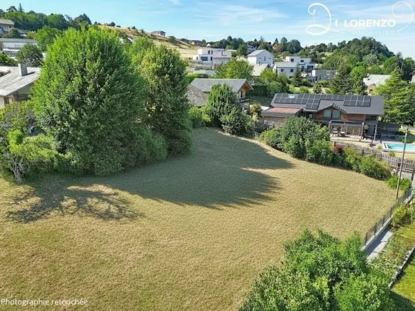 Terrain 1238 m²