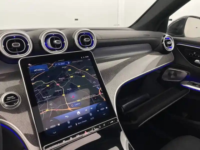 Mercedes Glc coupe 300 e hybrid eq 9g-tronic 4matic — photo 59
