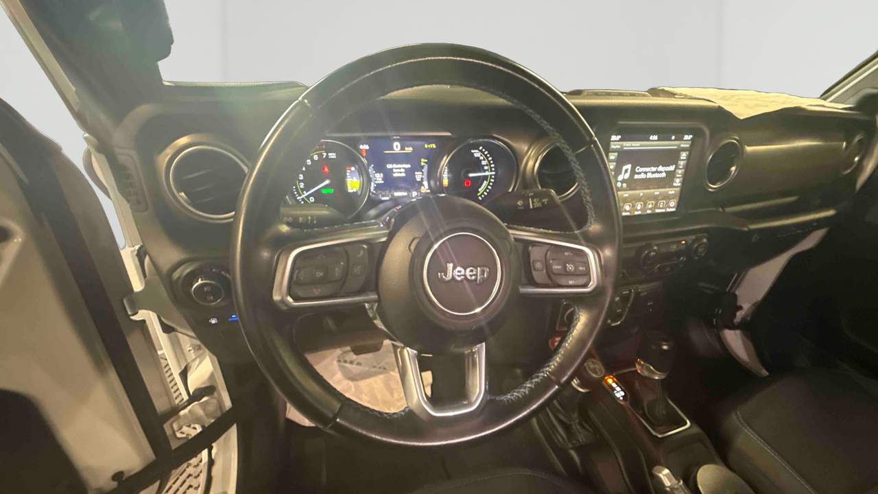 Jeep Wrangler Unlimited 4xe 2.0 l T 380 ch PHEV 4x4 BVA8 — photo 10