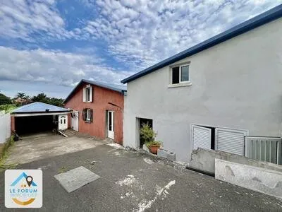 TAMPON 97430 - ENSEMBLE IMMOBILIER - BEAUX VOLUMES - FORT PO