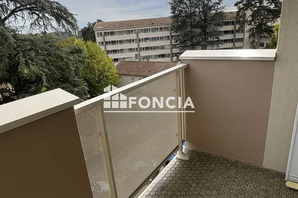 Appartement 4 pièces 65 m²