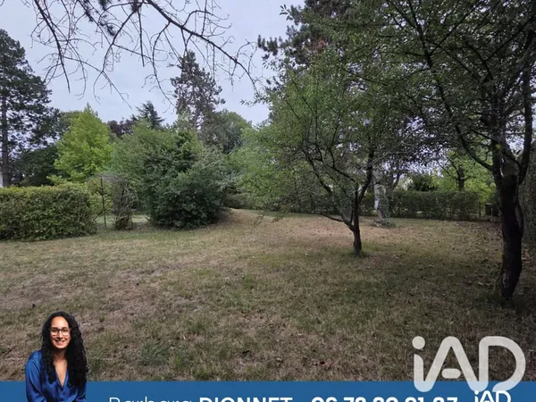 Terrain 800 m²