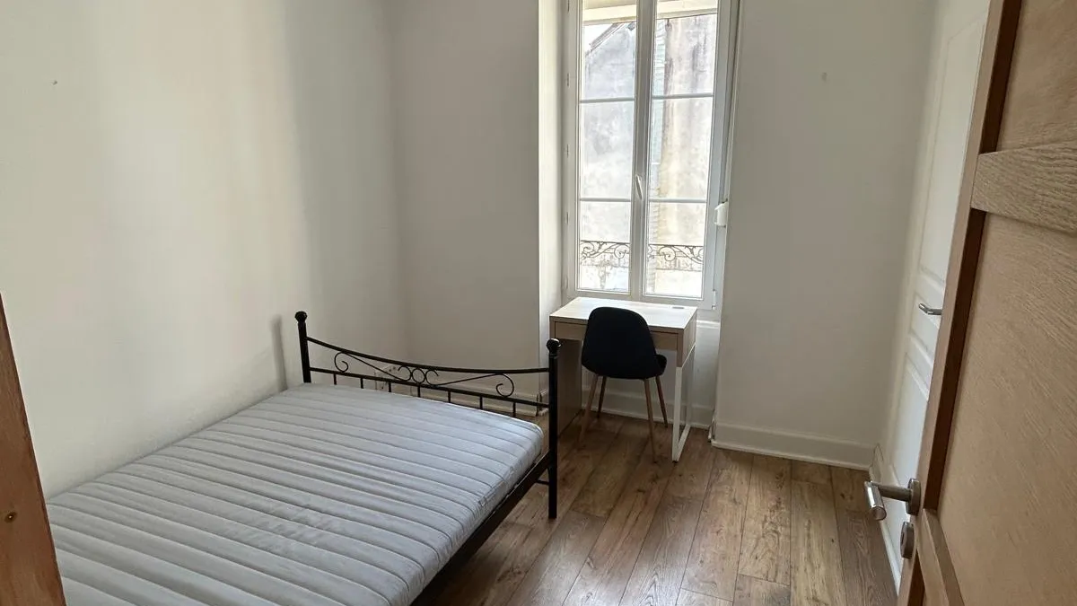 Photo 4
