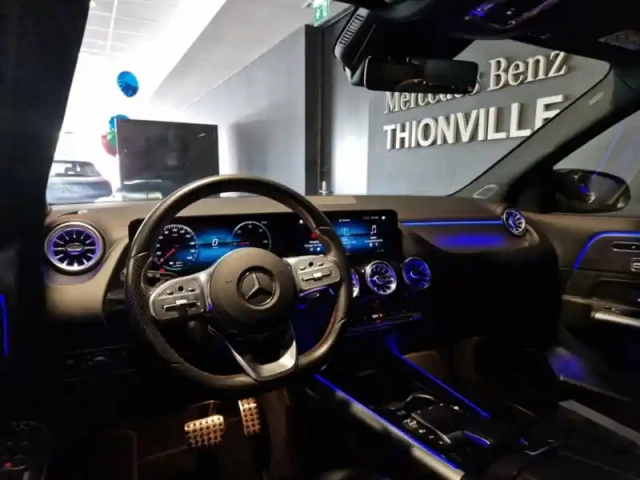 Mercedes Eqa 250+ amg line — photo 20