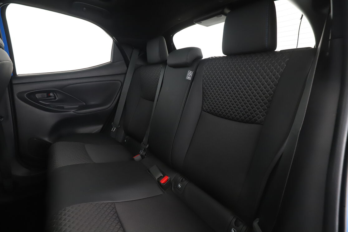 Toyota Yaris 1.5 Hybride Premiere — photo 14
