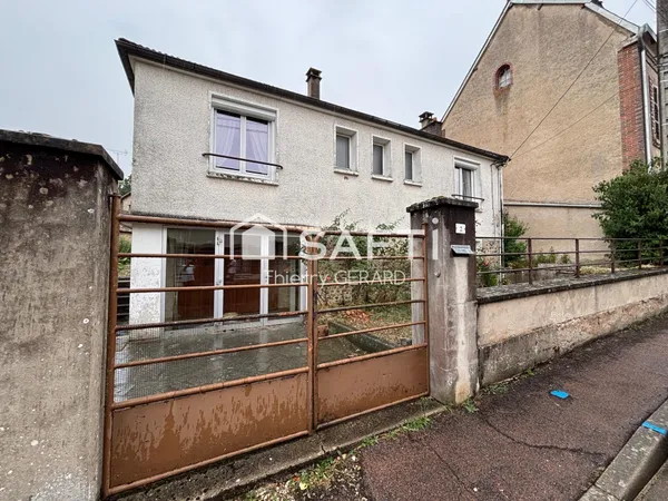 Maisons de village , idéalement situé , a 2h de Paris.