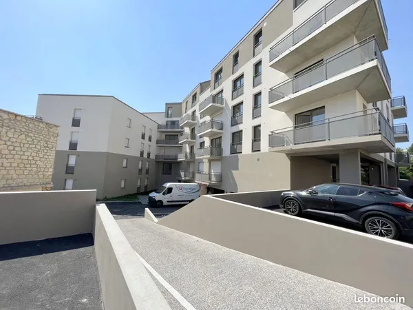 Studio 1 pièce 23 m²