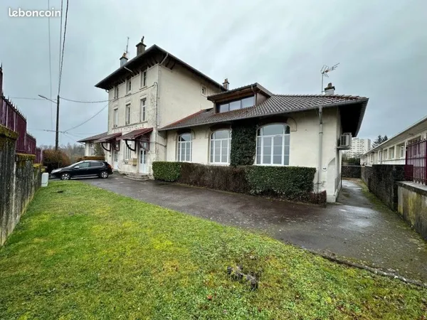 Bureaux 250 m²