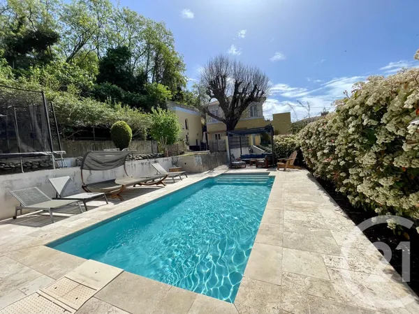Maison 7 pièces 185 m²