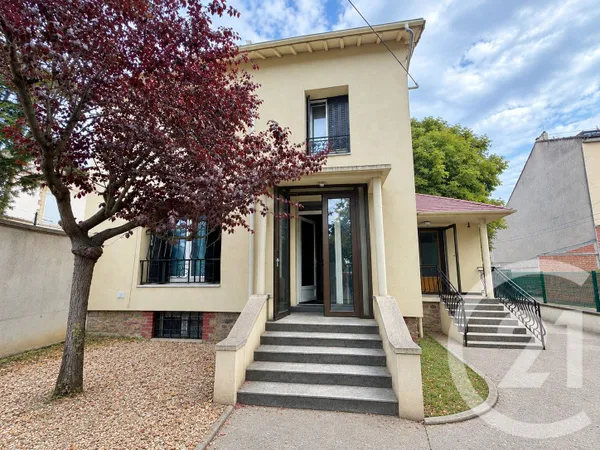Maison 8 pièces 140 m²