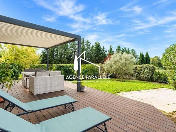 Villa 6 pièces 105 m²