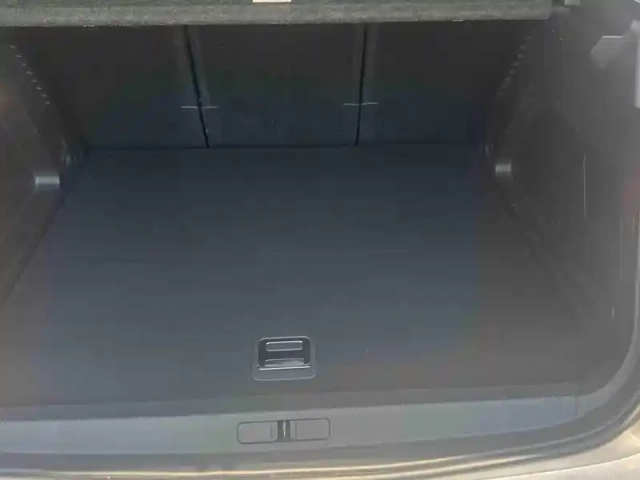 Citroën C5 Aircross hybrid rechargeable 225ch shine ë-eat8 — photo 5