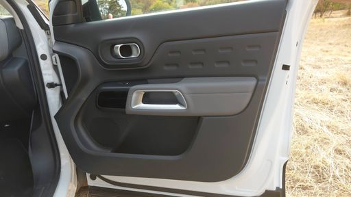 Citroen C5 Aircross 1.5 BlueHDi 130 EAT8 - Business + – 2019 – 147805 km – Diesel – Boîte Automatique — photo 19