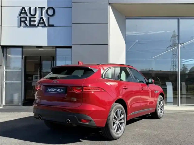 Jaguar F-Pace v6 3.0 d - 300 ch awd bva8 — photo 2
