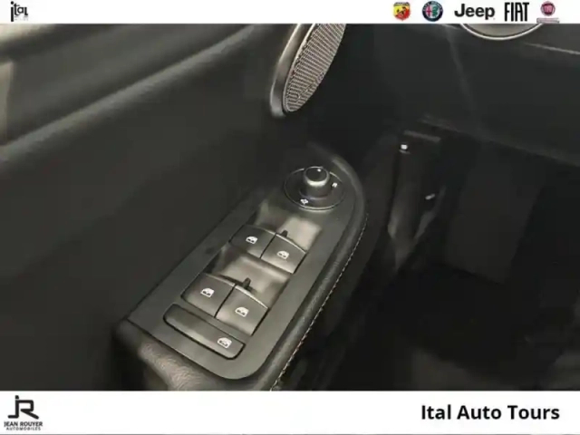 Alfa Romeo Giulia 2.2 diesel 160ch intensa at8 — photo 12