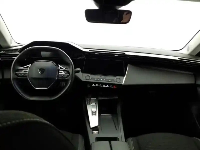 Peugeot 308 sw phev 180 e-eat8 active pack — photo 10
