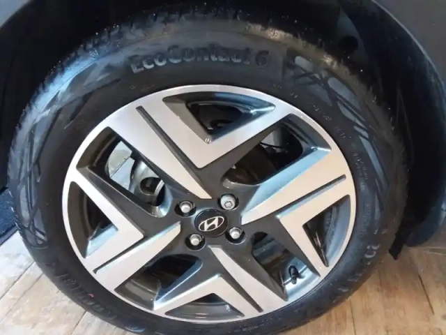 Hyundai Bayon 1.0 t-gdi 100 dct-7 hybrid 48v — photo 8