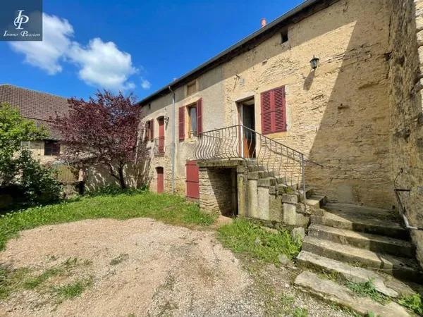A VENDRE MAISON TYPE 5 A RENOVER MEUILLEY 5 mn Nuits St Geor