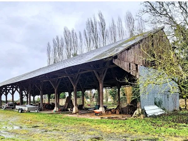 Maison 1 pièce 600 m²