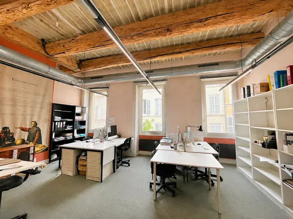 Appartement de caractère - 94 m² - Vieux-Port Marseille 13001