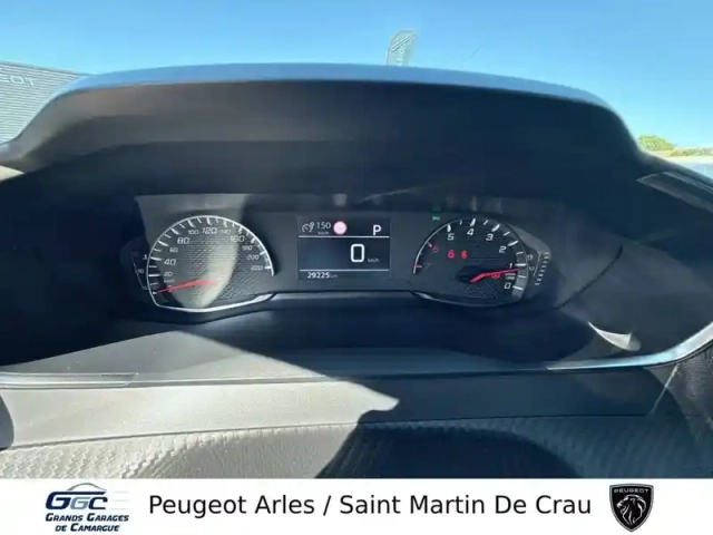 Peugeot 2008 puretech 130 s&amp;s eat8 — photo 32