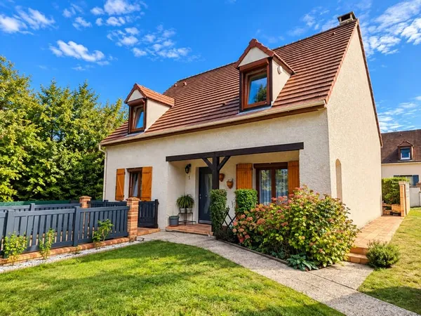 Maison familiale chaleureuse à Viarmes